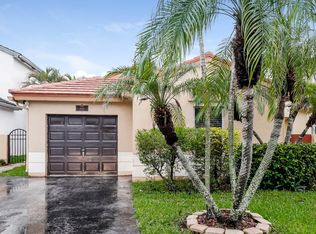 18951 NW 22nd St, Hollywood, FL 33029
