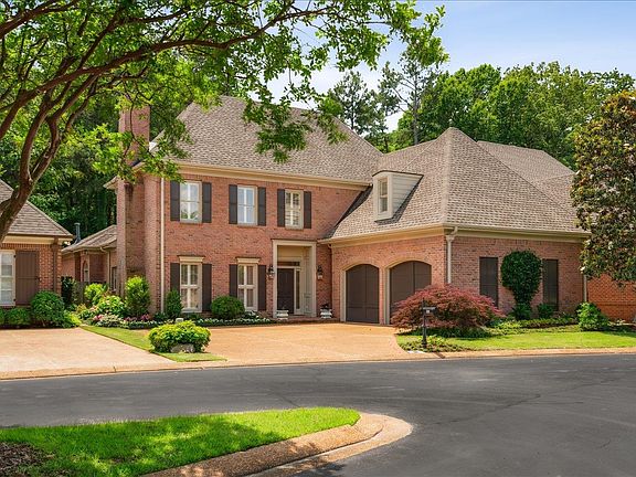 2nd image of 7283 Oakville Dr