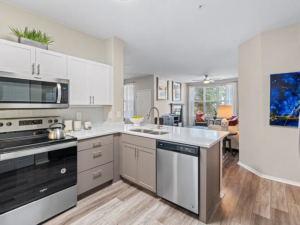 Montrachet Apartment Homes