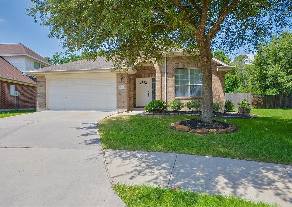1st image of 7135 Rose Village Dr