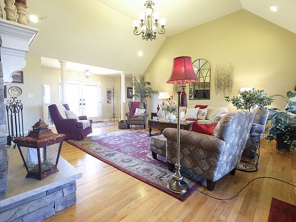 4th image of this home
