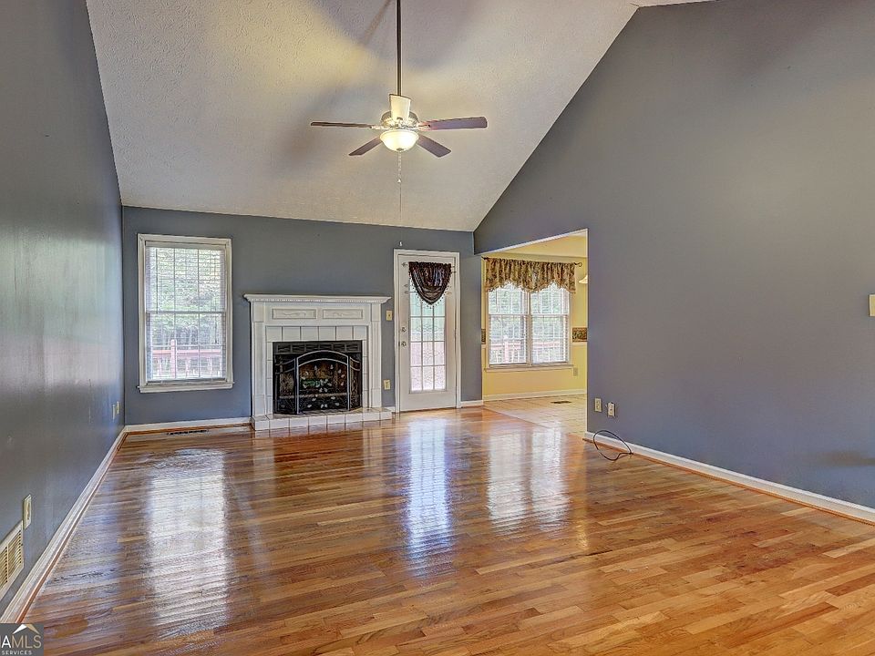215 Laney Rd, Mcdonough, GA 30252 [Price Cut $5,000] | Zillow