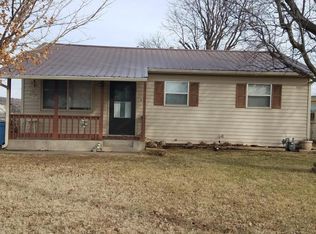 1111 Woodland Rdg, Monett, MO 65708