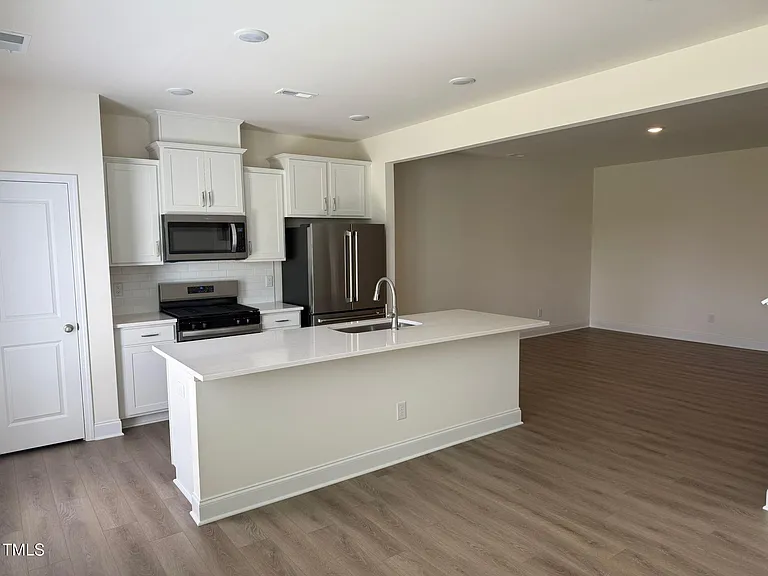 48 Hyacinth Ln — Photo 5