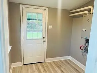 4847 Longfellow Dr — Photo 9