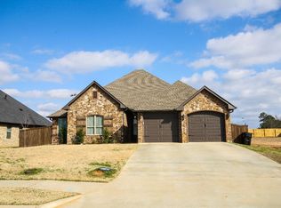 3906 Gable Crest Ln, Longview, TX 75605
