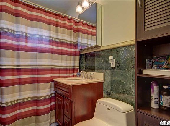 4th image of 114 E Cabot Ln