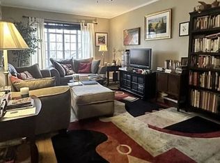949 N Emerson St APT 10, Denver, CO 80218