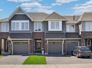 136 Lavatera St, Ottawa, ON K1T0R8