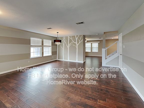 4th image of 2310 Tan Oak Dr
