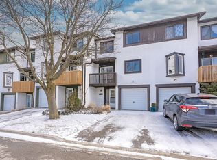 2651 Aquitaine Ave #24, Mississauga, ON L5N 1V5