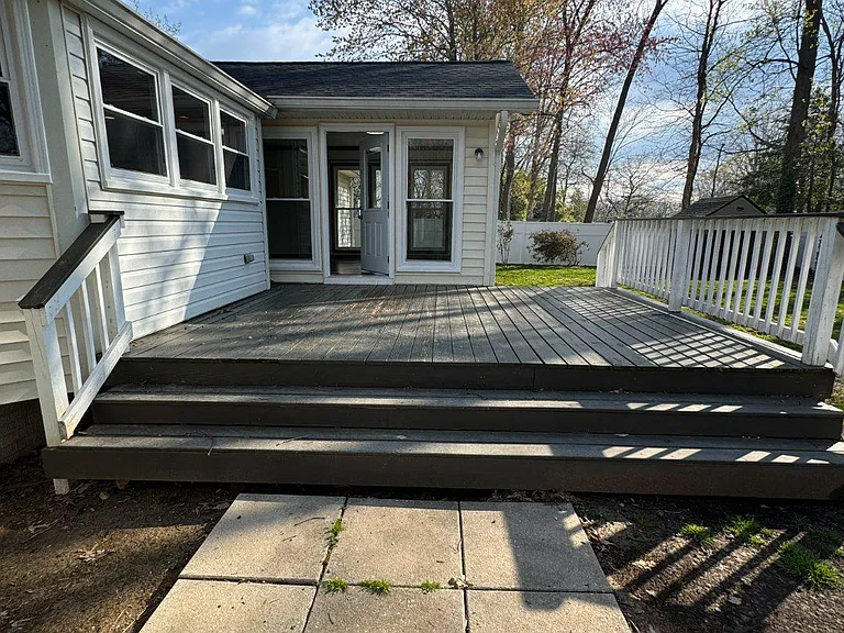 1115 Aquia Dr — Photo 14