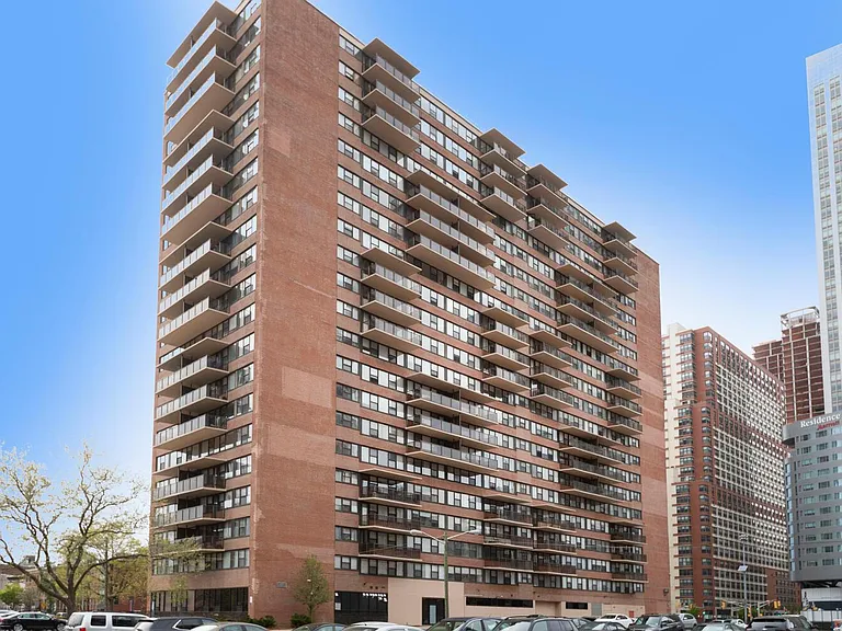 280 Marin Blvd #19F — Photo 1