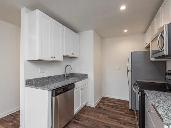 2102 Grafton Dr #80, Wilmington, DE 19808