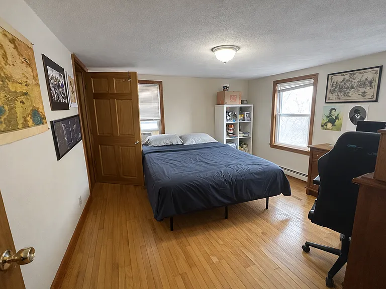 585 Somerville Ave #1 — Photo 8