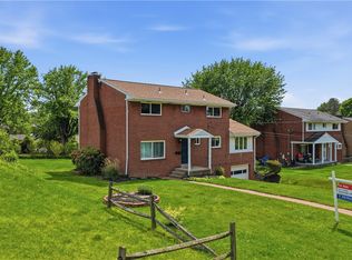 203 Clover Dr, Elizabeth, PA 15037