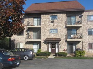 5400 Chateau APT 1, Rolling Meadows, IL 60008