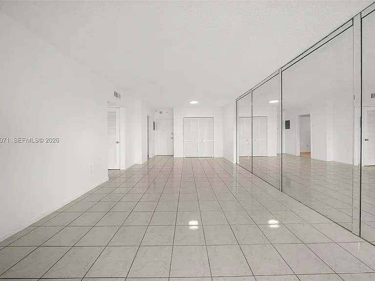 400 Kings Point Dr #1628 — Photo 13