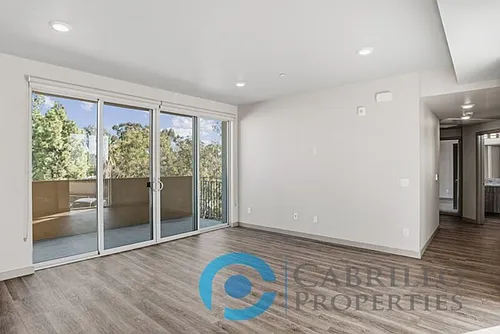 3093 Broadway #402 Photo 1