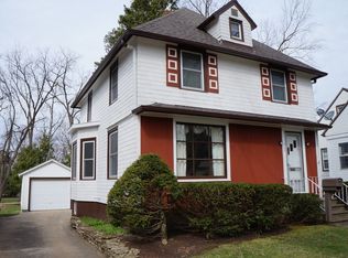 223 S Emmett St, Genoa, IL 60135