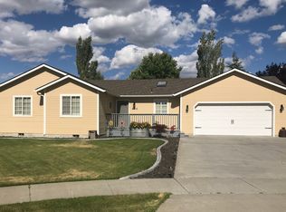 4611 N 44th Pl, Pasco, WA