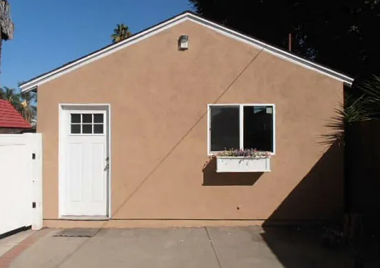 1644 Alameda St — Photo 1