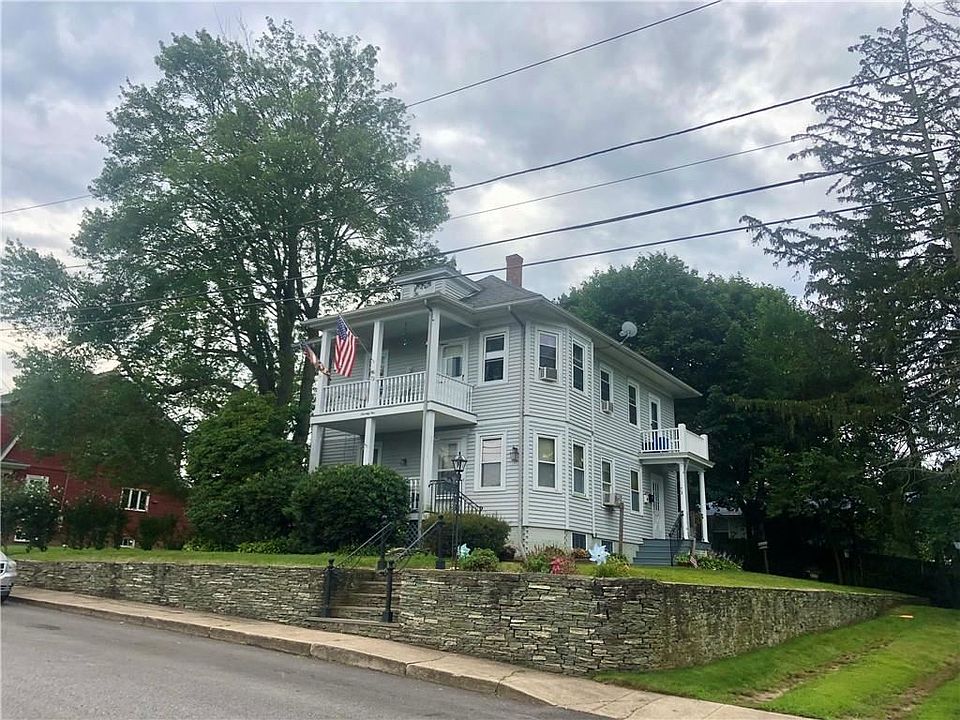 1st image of 75 Lenox Ave