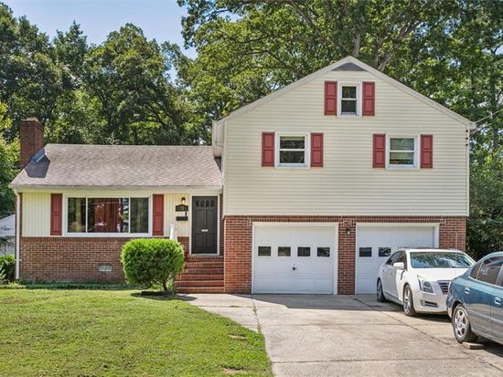 31 Green Ct, Newport News, VA 23601