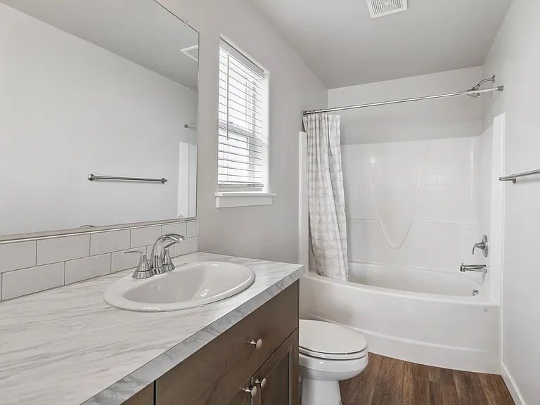 1876 Gage Ave — Photo 25