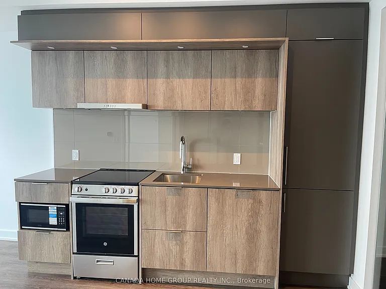 448 Burnhamthorpe Rd W #5210 — Photo 5