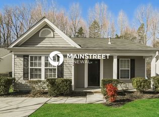 6329 Whispering Brook Ct, Charlotte, NC 28216