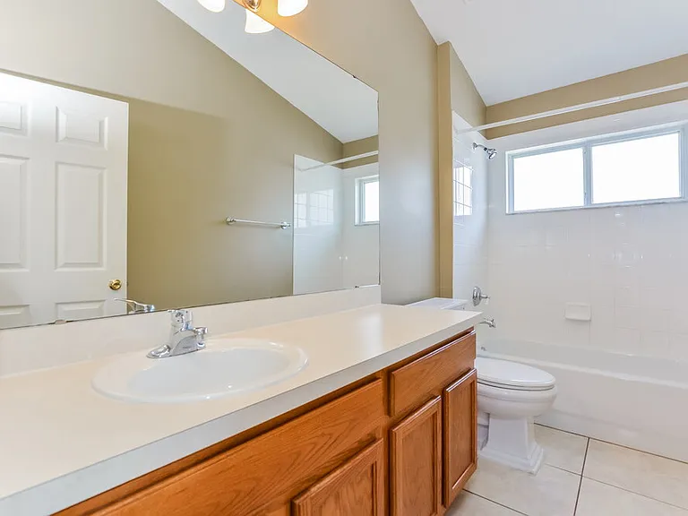 2113 Carpathian Dr — Photo 15