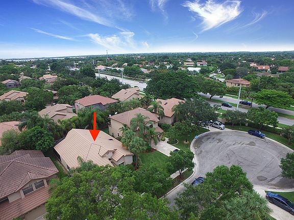 3rd image of 10341 NW 16th St