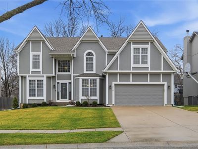14418 W 115th Ter, Lenexa, KS, 66215