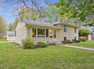 11001 Quinn Ave S, Bloomington, MN 55437