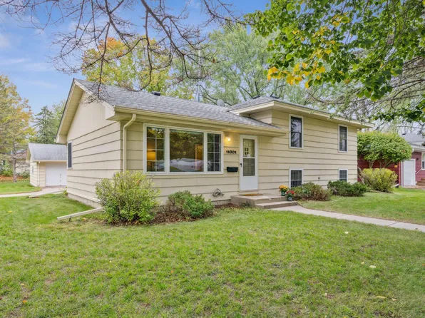 11001 Quinn Ave S, Bloomington, MN 55437