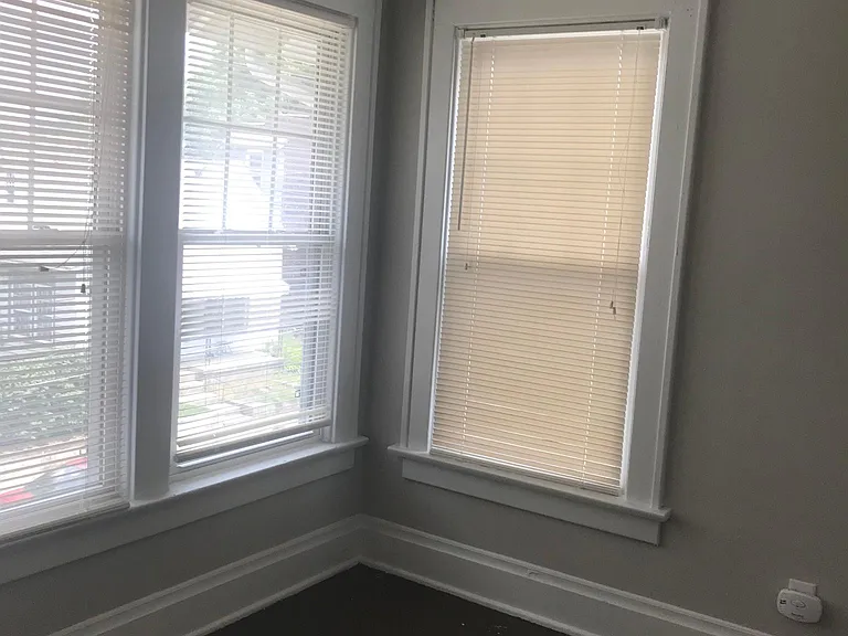 2444 Deming Ave — Photo 6