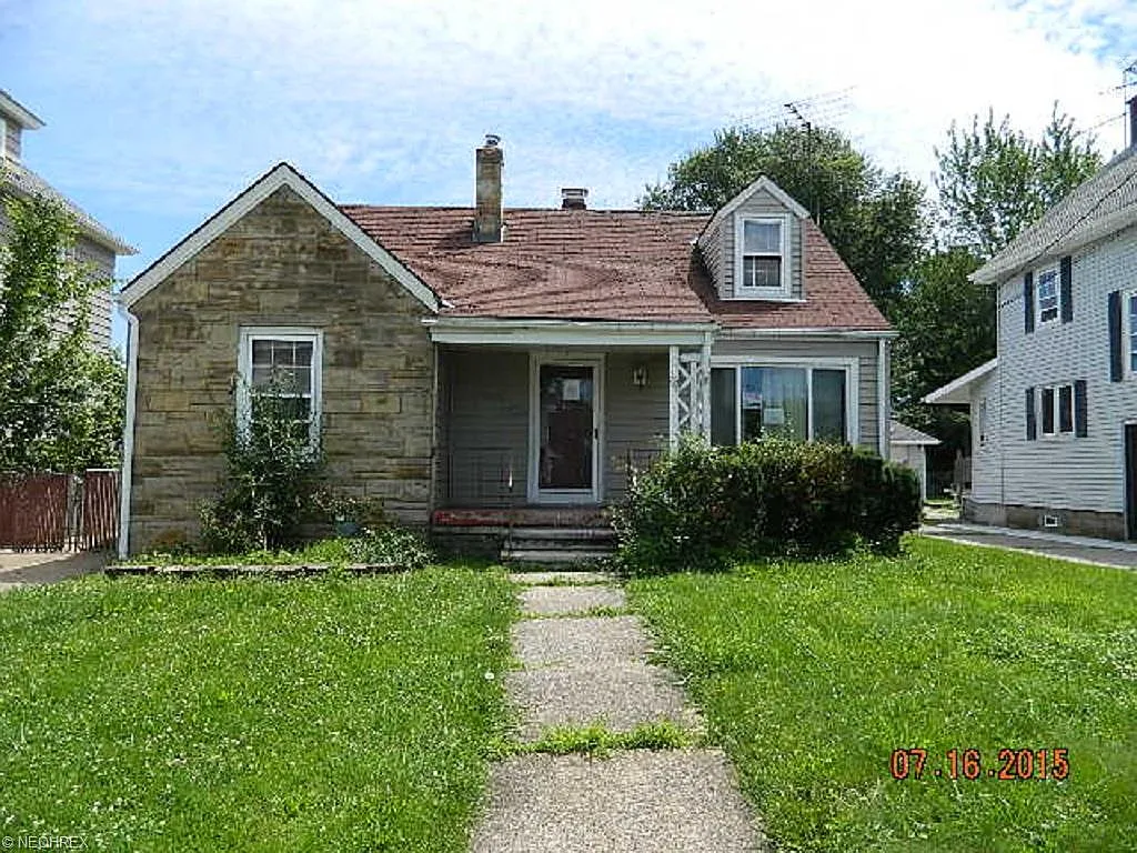 1015 Oberlin Ave photo 1