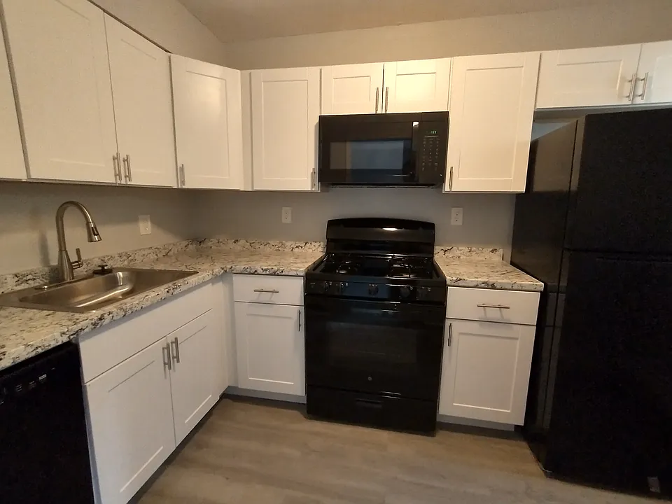 6105 Chinquapin Pkwy #6105CH-1