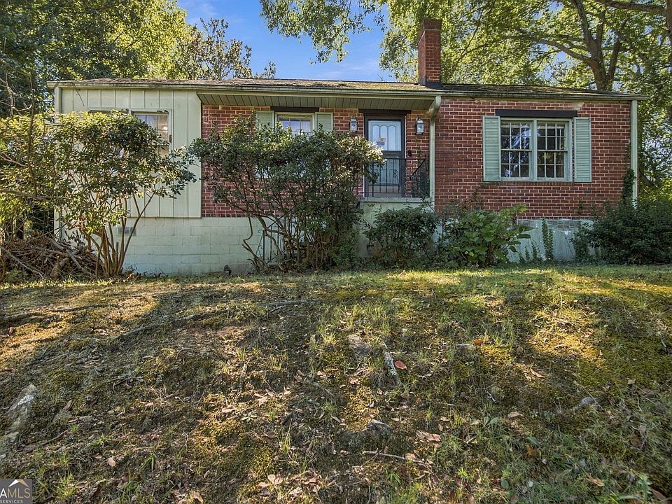 1st image of 620 S Gordon Cir