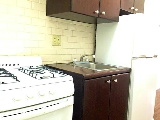 Rented by Dean Jacob Realty LLC | media 7