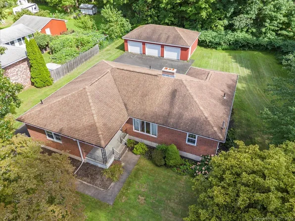 443 North Elm Street, Wallingford, CT 06492