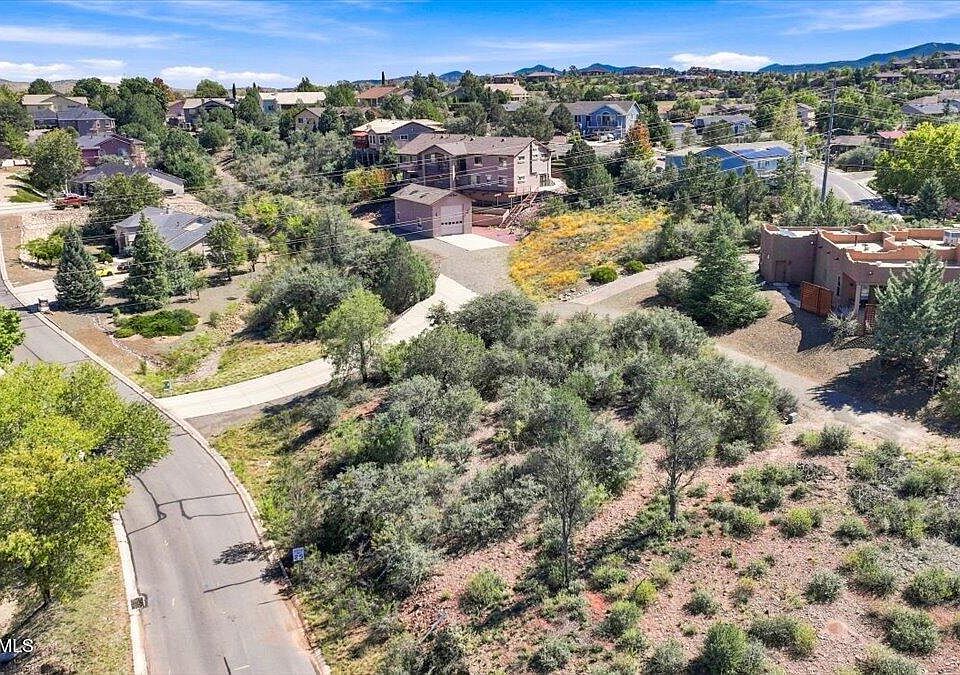 1st image of 443 Golden Hawk Dr