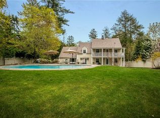 308 Quaker Rd, Chappaqua, NY 10514