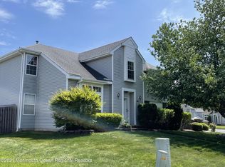 101 Kentucky Way, Freehold, NJ 07728