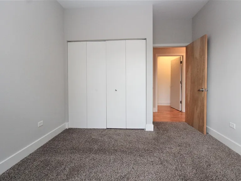 1870 N Winnebago Ave #2D — Photo 16