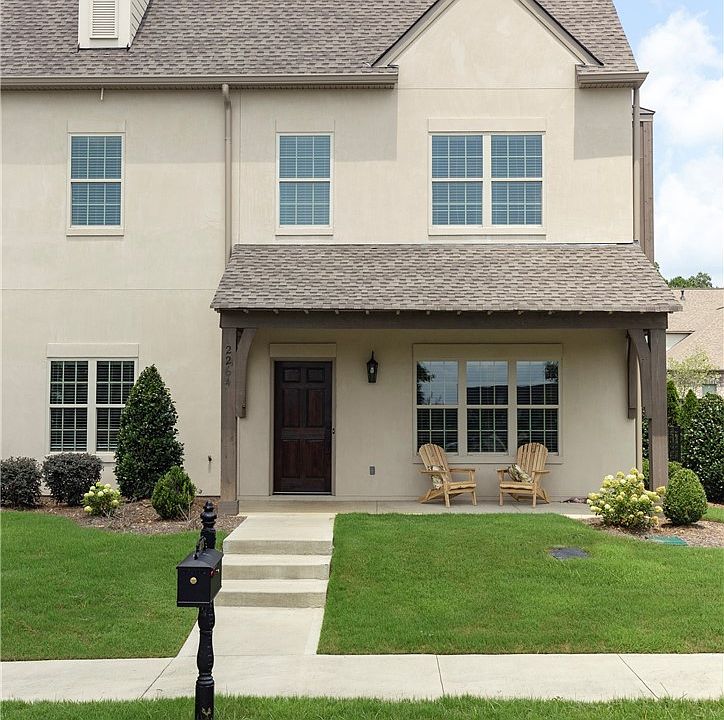 1st image of 2264 Pam Cir