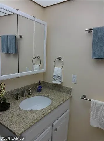 180 Turtle Lake Ct #306 — Photo 9