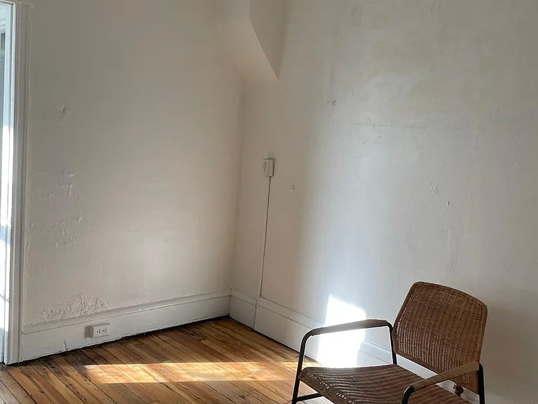 136 S 53rd St — Photo 26
