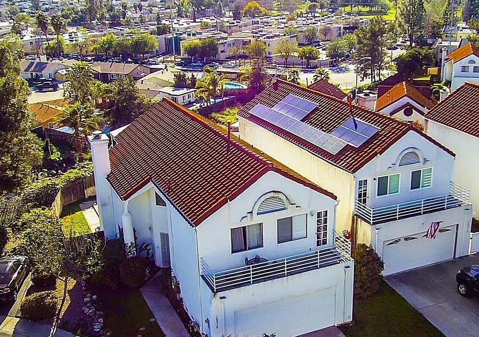 1st image of 10518 Flora Camellia Ct